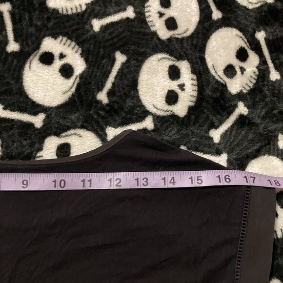 RW&CO Black cherry blossom print top w/ floral lace neckline ~ XS SMALL shirt - Picture 13 of 16